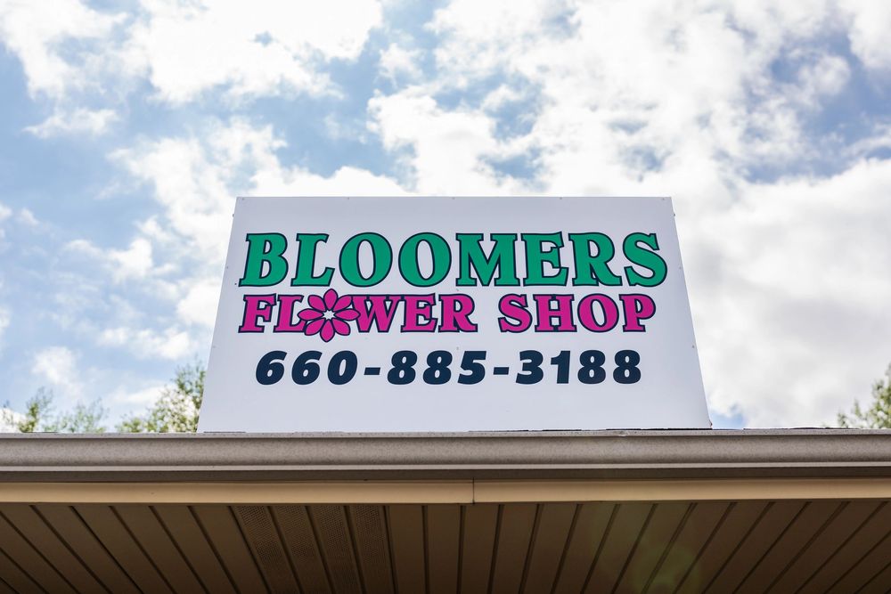 Bloomers Flower Shop: Your Local Florist in Clinton, MO